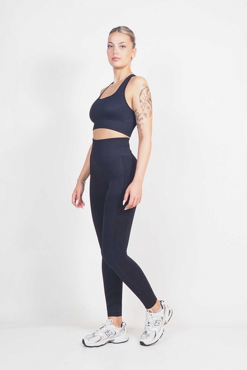 2 piece athletic set Anika