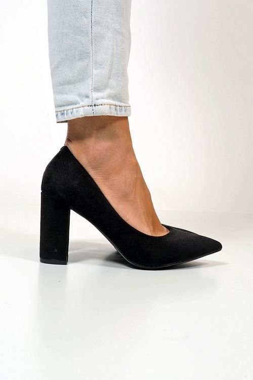 Elegant Pumps with square heel