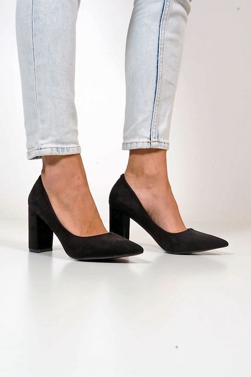 Elegant Pumps with square heel