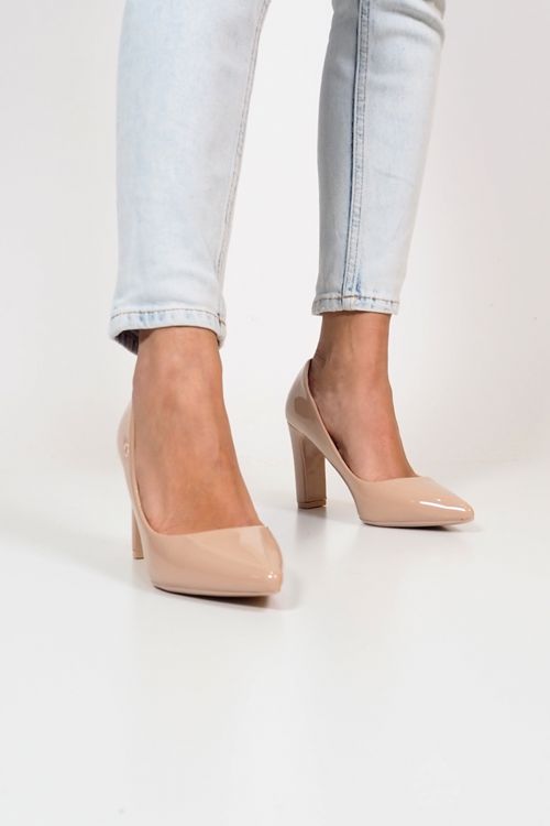 Square heel Pumps