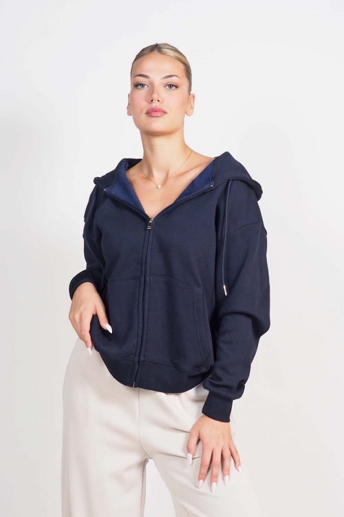 Athletic cardigan with zipper and hoodie