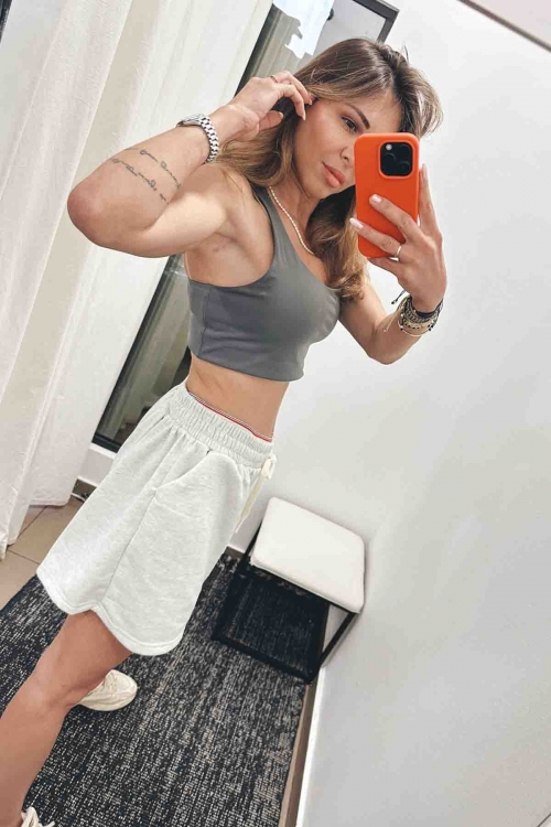 Athletic shorts