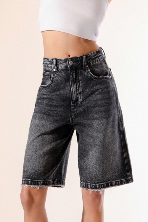 High waisted shorts Betsy