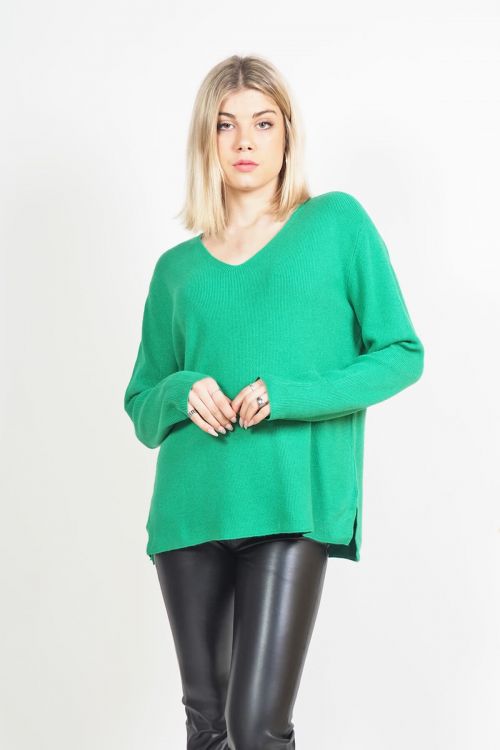 Μαλακό πουλόβερ με V λαιμόκοψη Sandra - Πράσινο