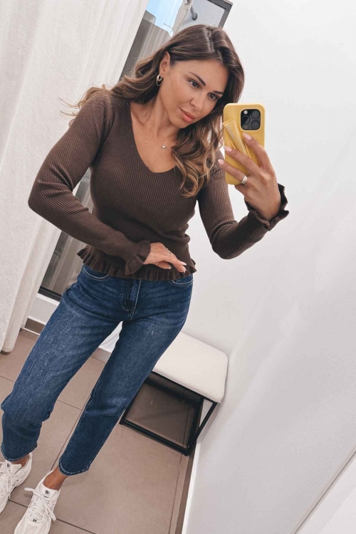 Knit v cut top Drew