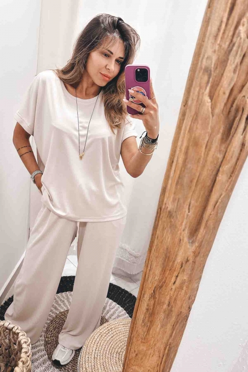 Loοse trousers River