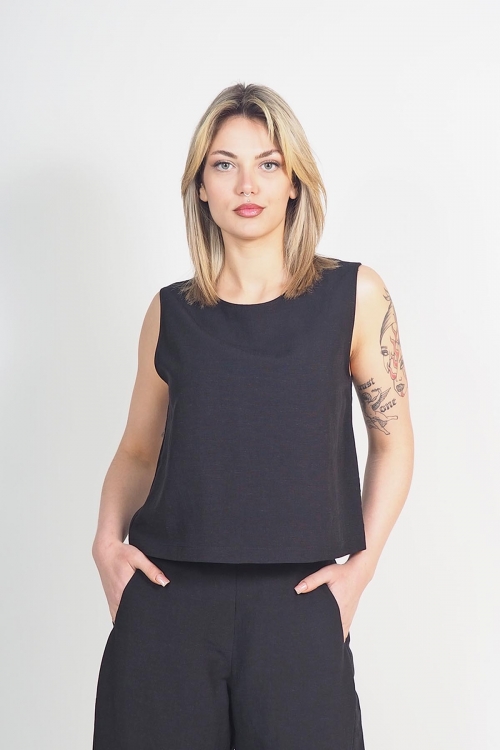 Moutaki v cut top