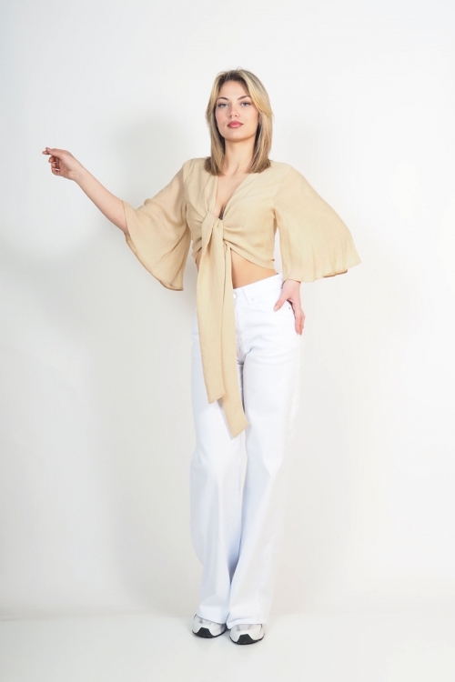 Moutaki wrap top