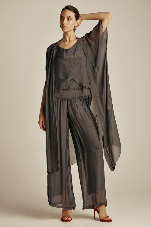 Rhea Kimono