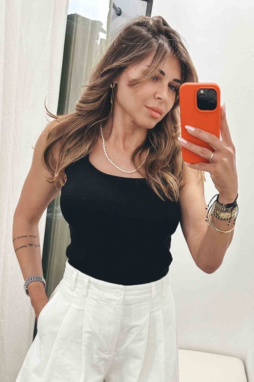 Sleeveless knit top Louise