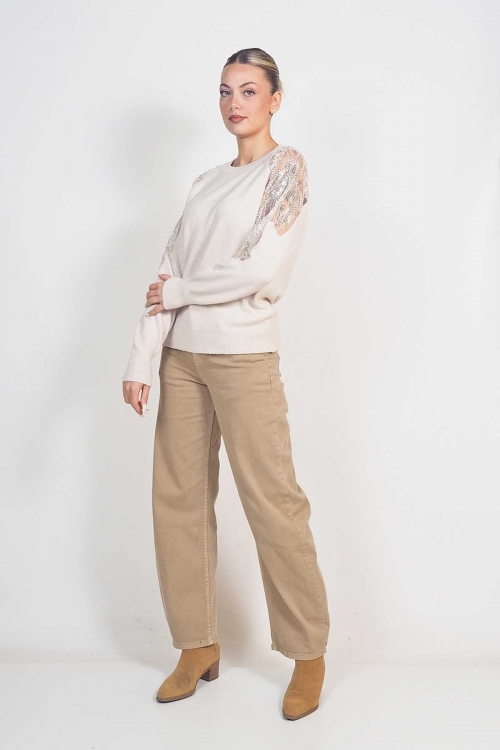 Soft knit emboidered top Esme