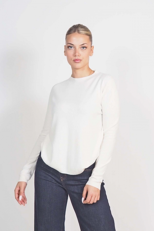 Soft knit roundcut top Frances