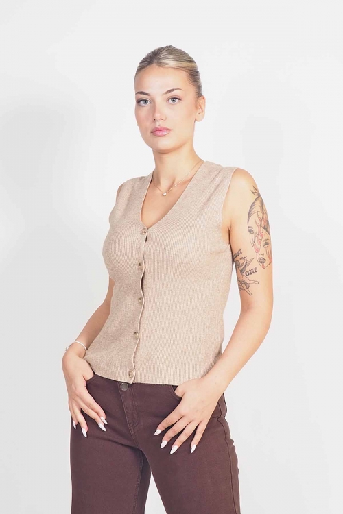 Soft knit vest with buttons Carrie