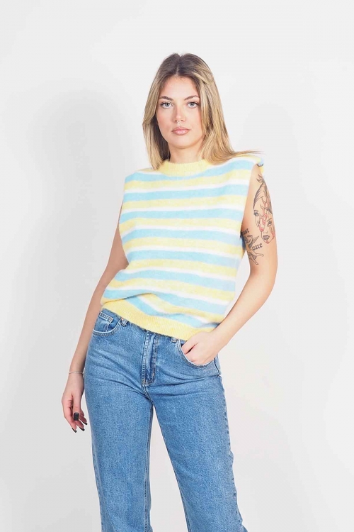 Soft sleeveless striped multicolored top