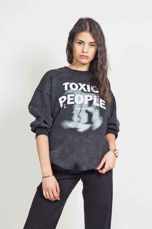 Stonewashed φούτερ μπλουζάκι ''Toxic People''