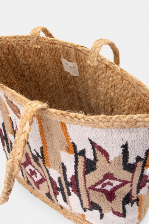 Τσάντα boho με σχέδιο σε χρωματική αντίθεση