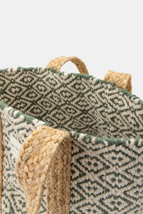 Jute beach bag