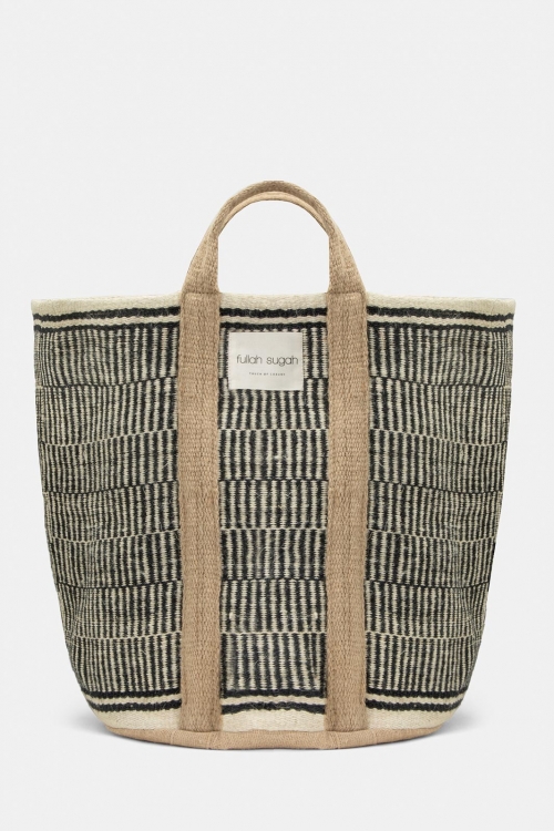 Vertical knit beach bag